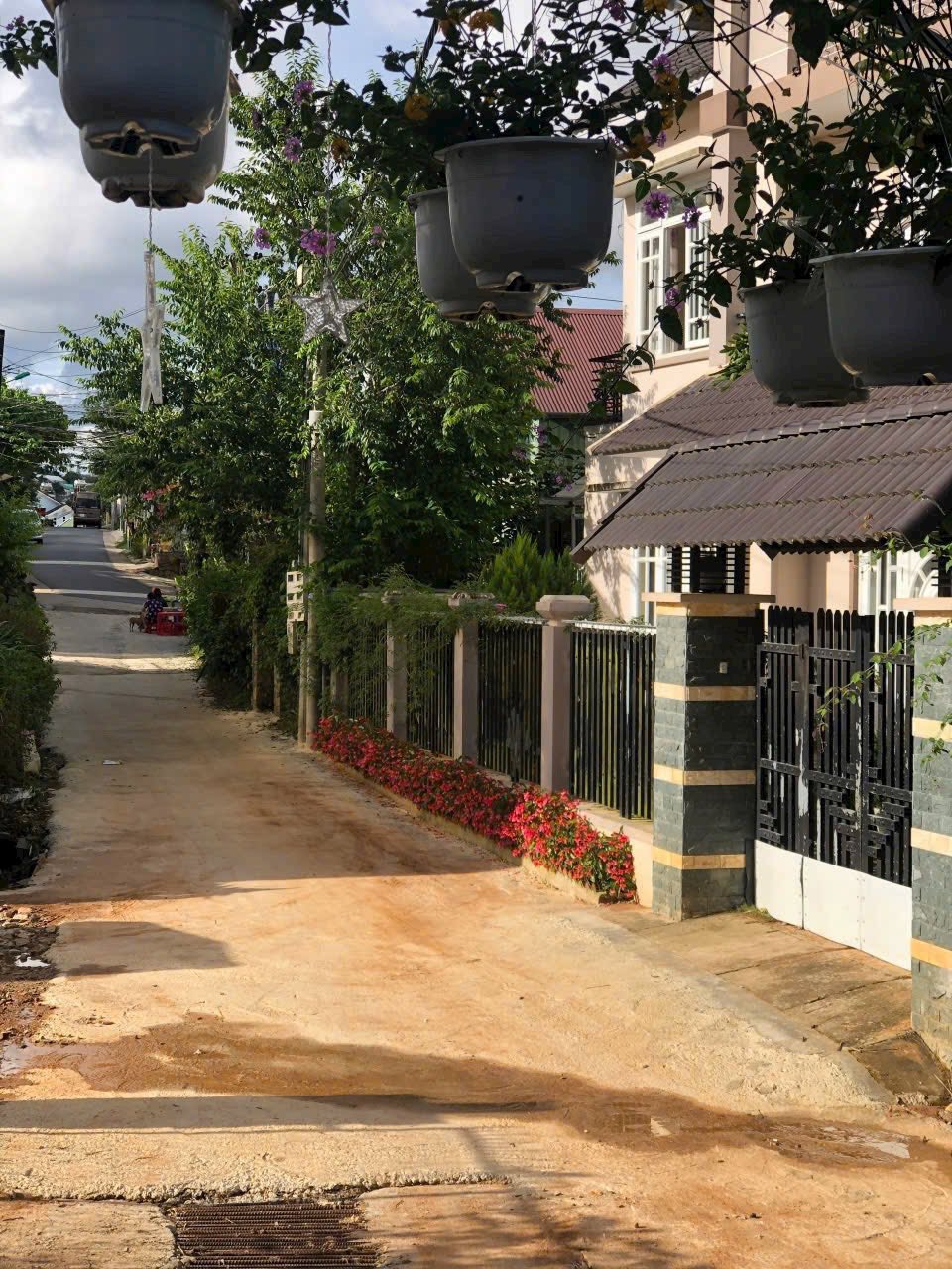 Cần tiền Bán gấp Homestay nhà gỗ sân vườn tại khu vực An Bình, P3, Đà Lạt Giá chỉ 8.6 tỷ - Ảnh chính